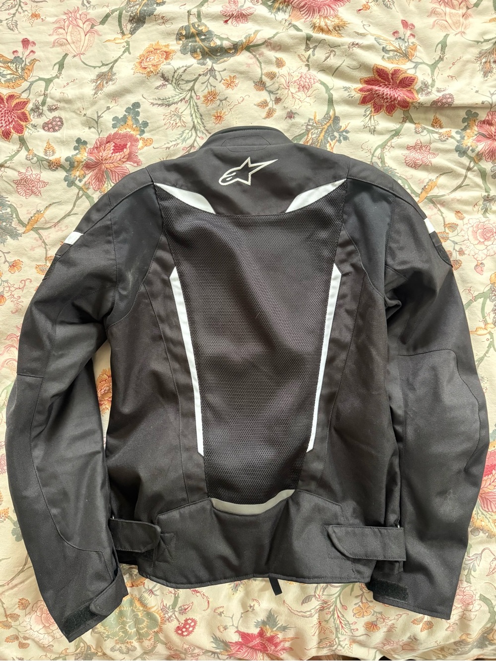 Alpinestars T-GP Plus R V2 Air Jacket - Picture 2 of 3